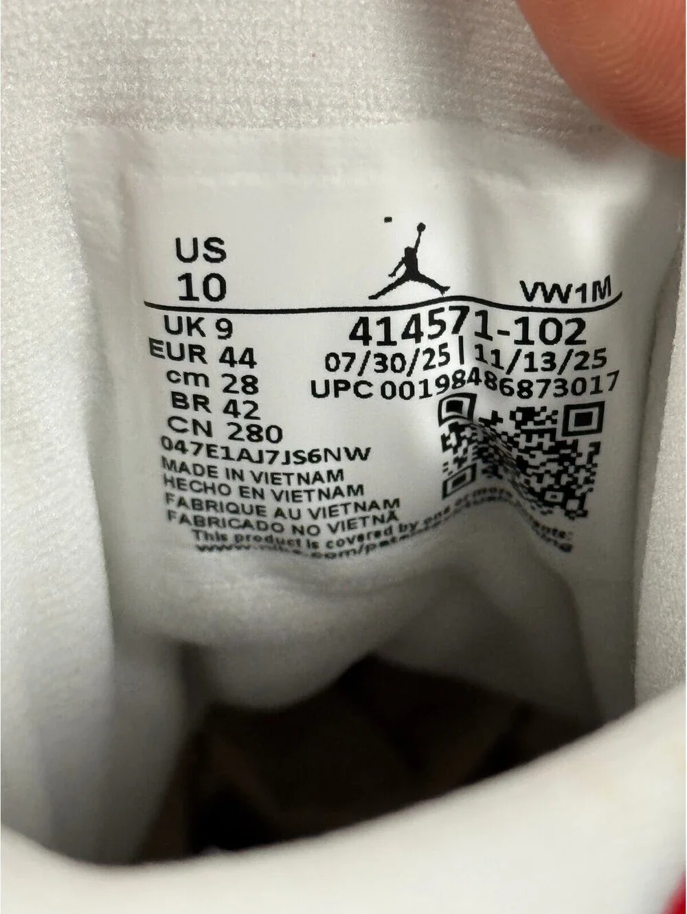 Jordan size 10